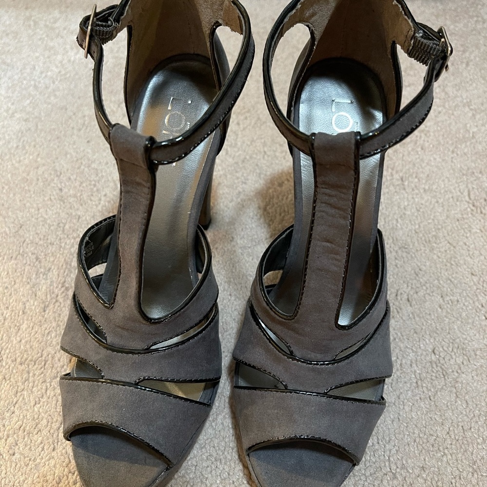 Grey t-strap suede shoe